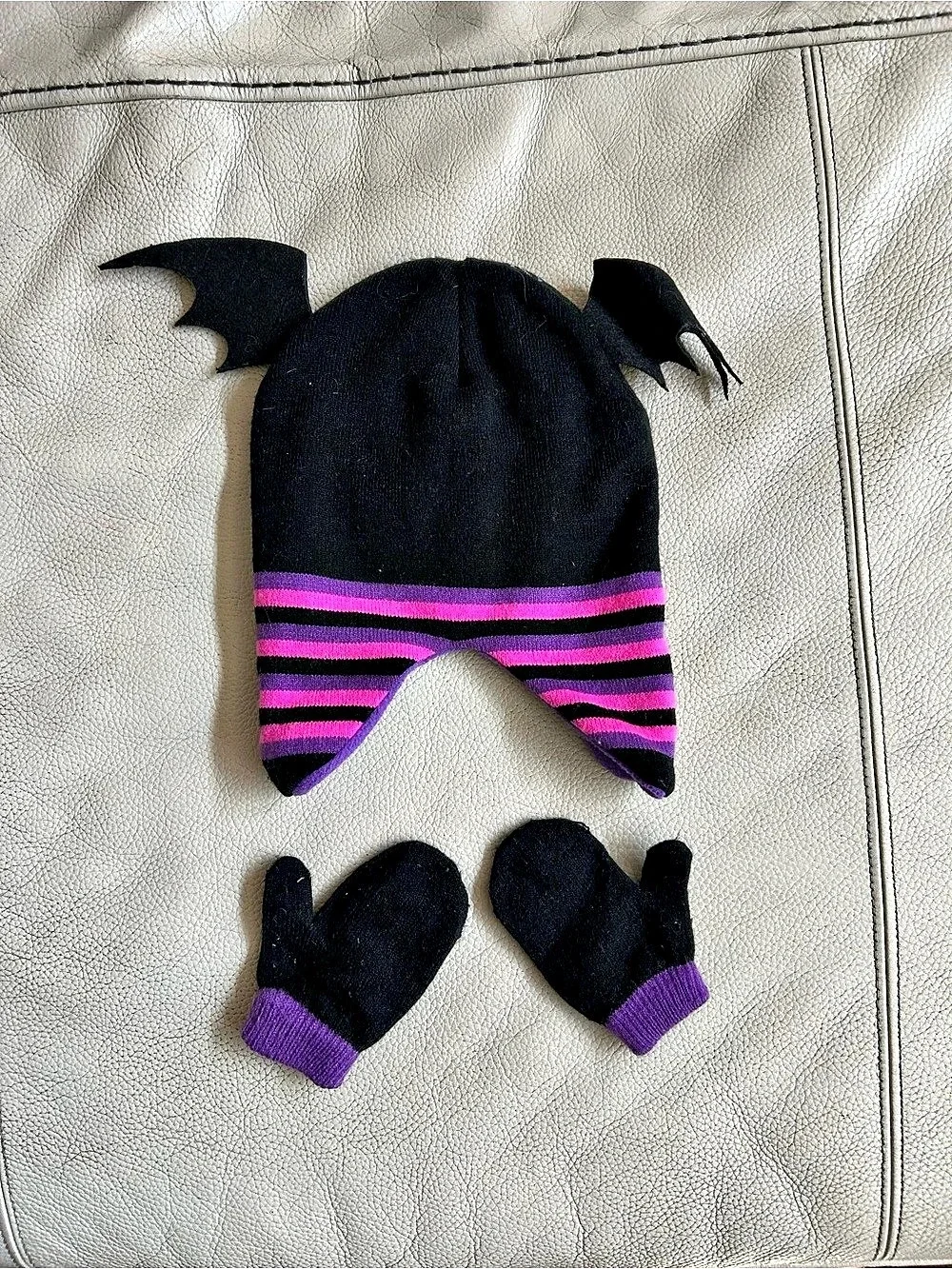 Disney Vampirina Winter Hat and Mittens Set Black & Purple